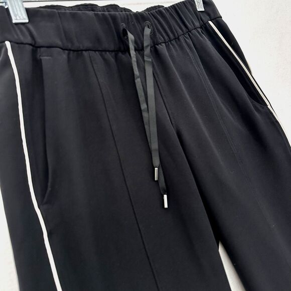 Lululemon On The Right Track Pants 4 Black Split Hem Mid Rise Relaxed Drapey - Picture 4 of 12